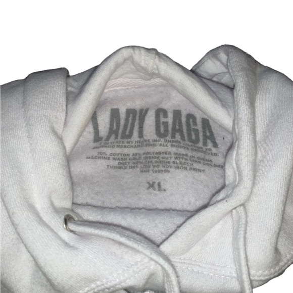 💜🍒Lady Gaga Rhino Joanne World Tour White Hoodie Sweatshirt Women’s Size XL - Picture 3 of 4